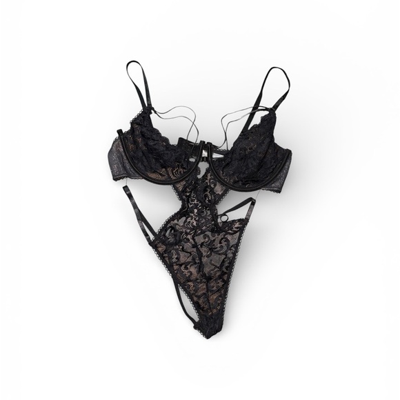 oh la la cheri Other - 16. Chic Black Lace Lingerie NWOT